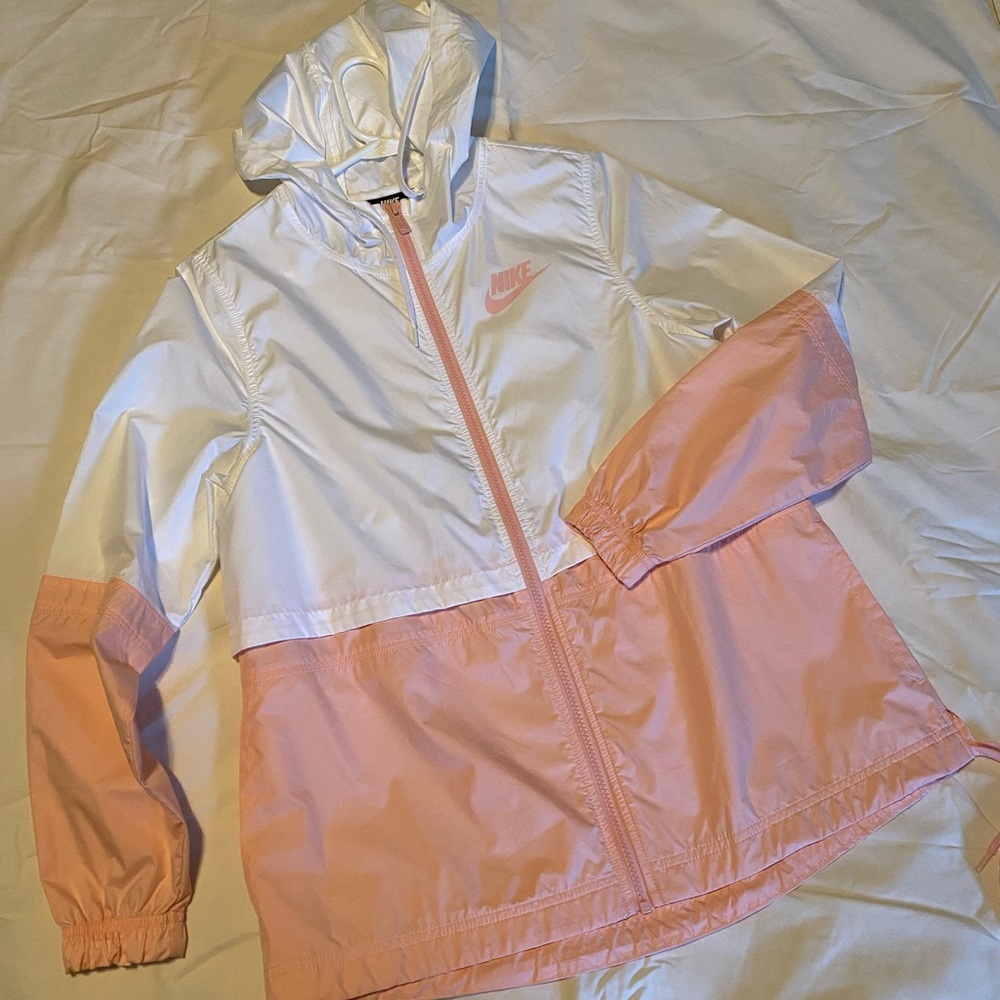 Nike Women’s Windbreaker in Pink and White